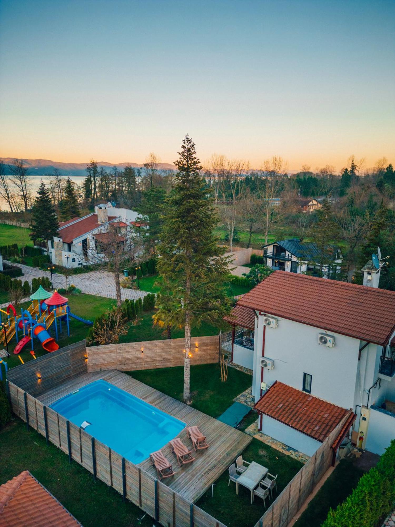 Nibras Villa Resort Hotel Сапанджа Екстериор снимка